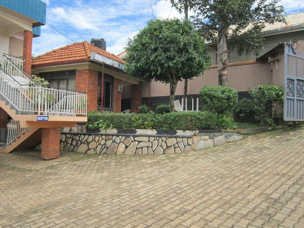 Keba Inn Lyamutundwe Luaran gambar