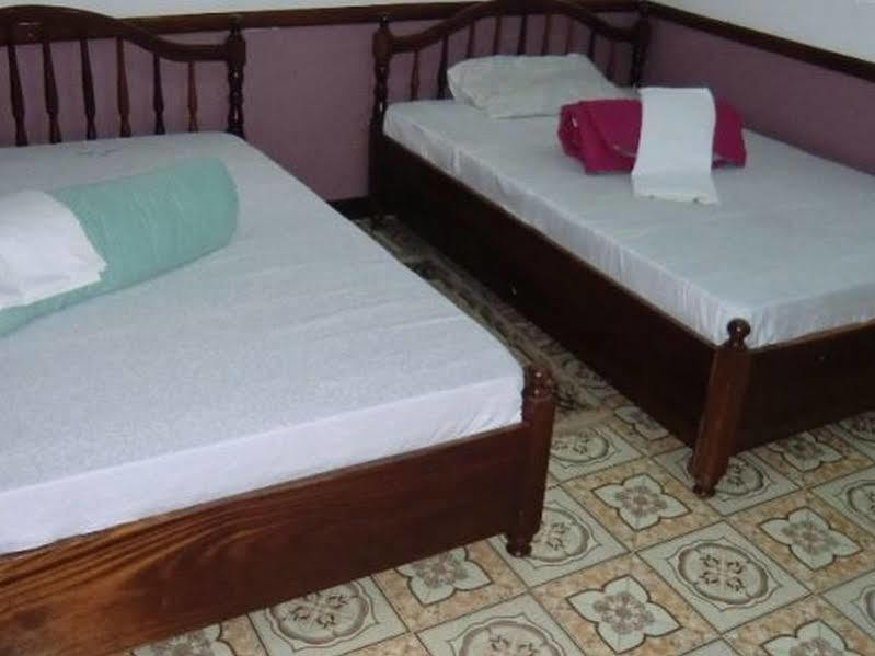 Keba Inn Lyamutundwe Luaran gambar