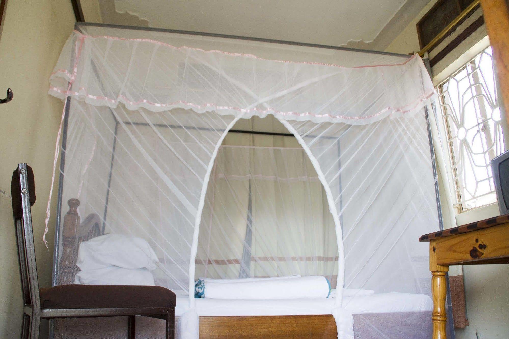 Keba Inn Lyamutundwe Luaran gambar